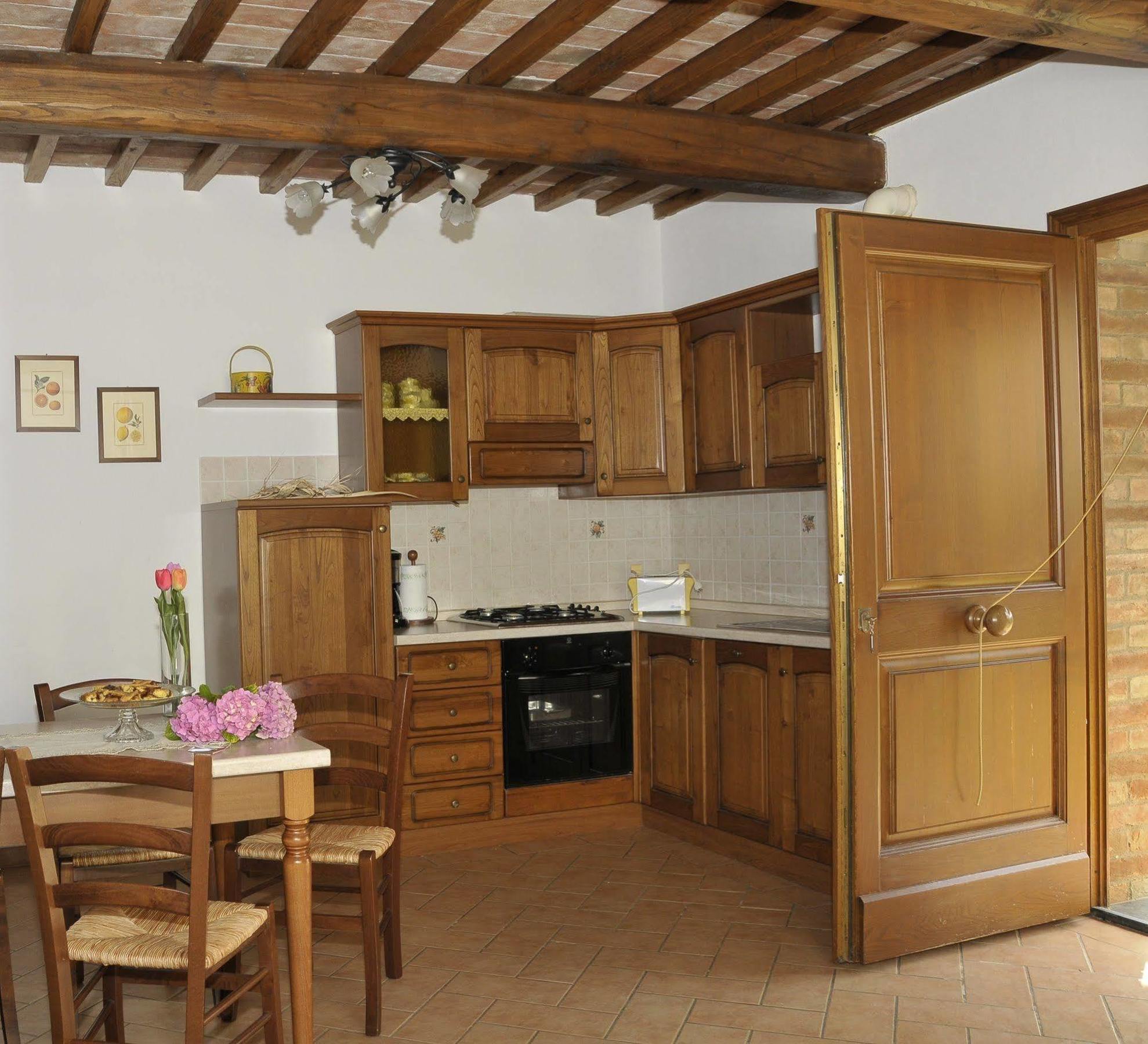Agriturismo Renai E Monte Gambassi Terme Kültér fotó